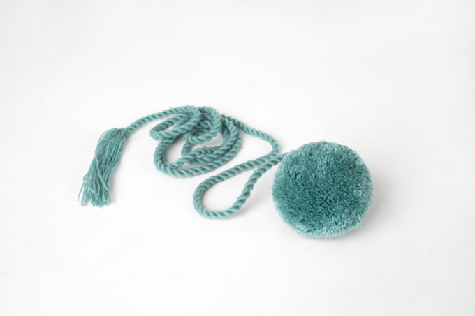 pompon aqua